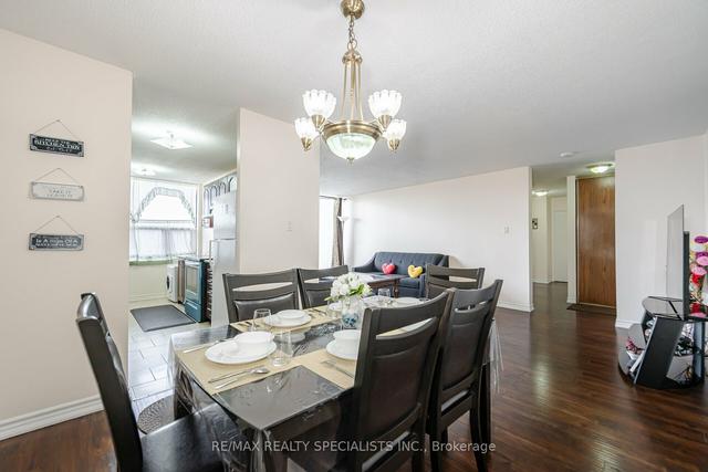 1904 - 21 Knightsbridge Rd, Condo with 2 bedrooms, 1 bathrooms and 1 parking in Brampton ON | Image 2