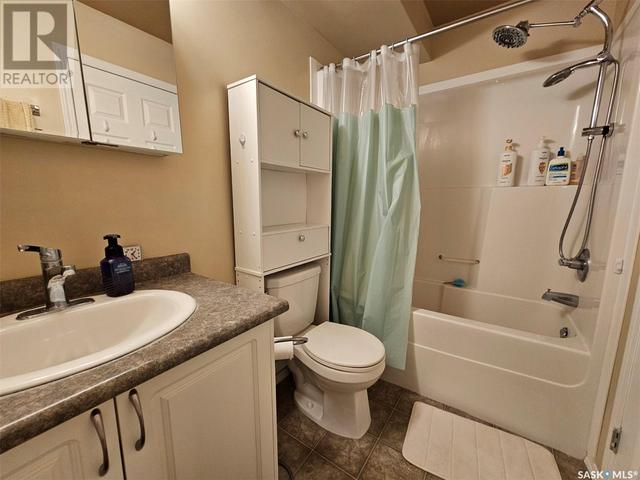 103 - 700 Battleford Trail W, Condo with 2 bedrooms, 1 bathrooms and null parking in Swift Current SK | Image 6