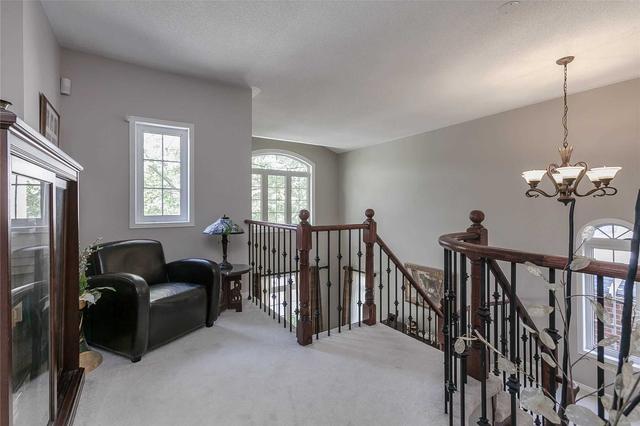 2215 Empire Cres, House detached with 4 bedrooms, 4 bathrooms and 4 parking in Burlington ON | Image 8