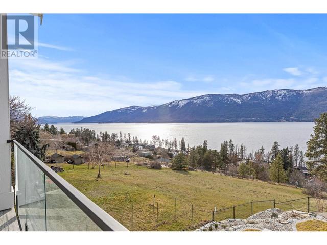 1360 Sixth St, House detached with 4 bedrooms, 2 bathrooms and 2 parking in Lake Country BC | Image 24