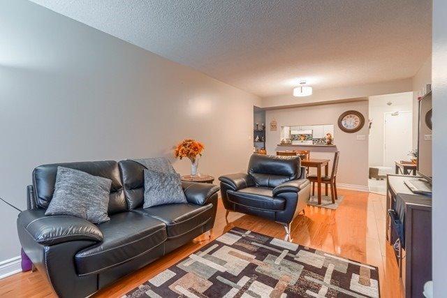 602 - 3 Hickory Tree Rd, Condo with 2 bedrooms, 2 bathrooms and 1 parking in Toronto ON | Image 2