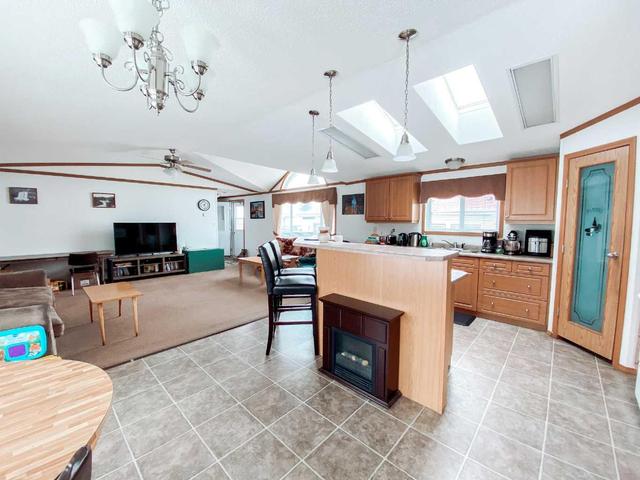 4603 48 St, House detached with 3 bedrooms, 2 bathrooms and 2 parking in Rycroft AB | Image 5