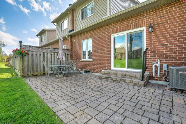 106 Oakhampton Trail, Townhouse with 3 bedrooms, 3 bathrooms and 2 parking in Hamilton ON | Image 21