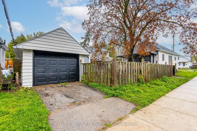 125 Brisbin St, House detached with 2 bedrooms, 1 bathrooms and 0 parking in London ON | Image 22