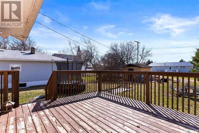 126 2nd Avenue E, House detached with 3 bedrooms, 1 bathrooms and null parking in Montmartre SK | Image 33