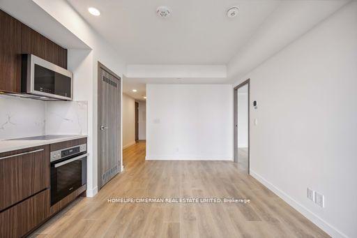 3907 - 38 Widmer St, Condo with 2 bedrooms, 2 bathrooms and 0 parking in Toronto ON | Image 2