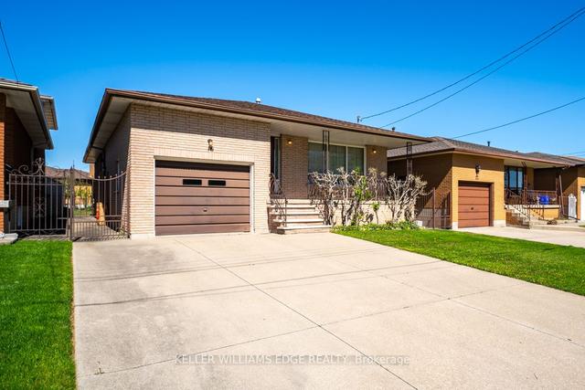 16 Teresa St, House detached with 3 bedrooms, 2 bathrooms and 5 parking in Hamilton ON | Image 21