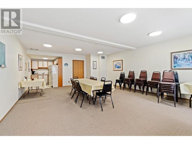 205 - 1610 Gordon Drive, Condo with 2 bedrooms, 2 bathrooms and 1 parking in Kelowna BC | Image 22