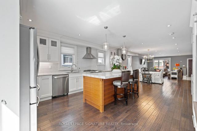 109 Symons St, House detached with 3 bedrooms, 4 bathrooms and 3 parking in Toronto ON | Image 6