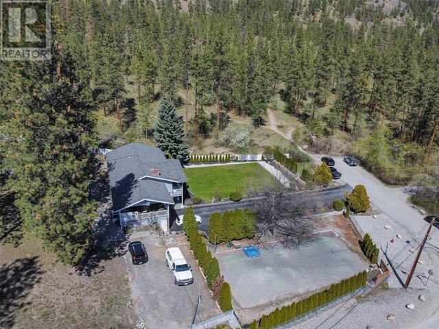 3808 Forsyth Dr, House detached with 6 bedrooms, 4 bathrooms and 2 parking in Okanagan Similkameen F BC | Image 54