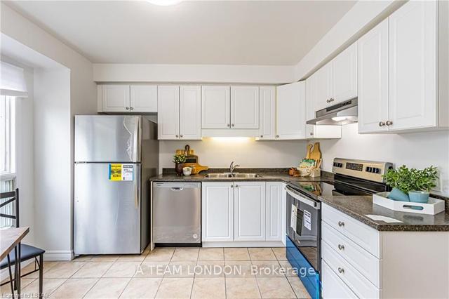 54 - 35 Waterman Ave, Townhouse with 3 bedrooms, 2 bathrooms and 1 parking in London ON | Image 33