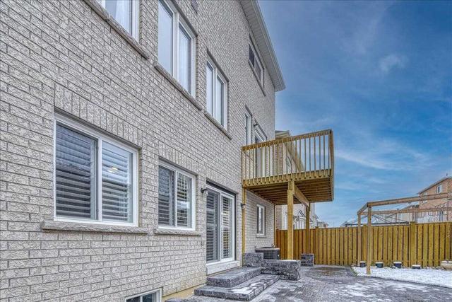 2 Bellotti Cres, House detached with 5 bedrooms, 4 bathrooms and 6 parking in Ajax ON | Image 18