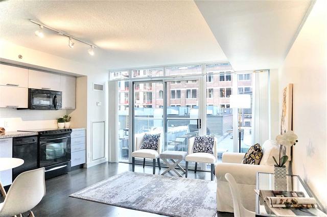 407 - 21 Nelson St, Condo with 1 bedrooms, 1 bathrooms and 0 parking in Toronto ON | Image 3
