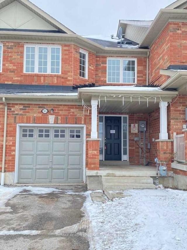 105 Chambersburg Way, House attached with 3 bedrooms, 4 bathrooms and 3 parking in Whitchurch Stouffville ON | Image 1