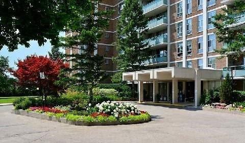 1004 - 44 Longbourne Dr, Condo with 3 bedrooms, 2 bathrooms and 2 parking in Toronto ON | Image 3