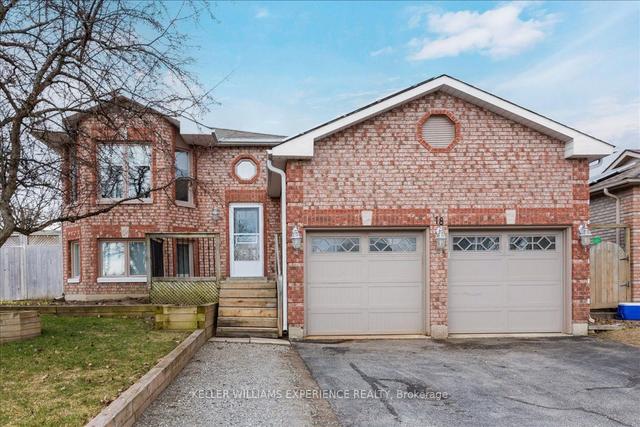 18 Nugent Ct, House detached with 3 bedrooms, 2 bathrooms and 6 parking in Barrie ON | Image 1
