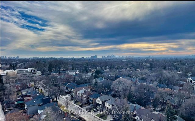 ph21 - 2020 Bathurst St, Condo with 3 bedrooms, 2 bathrooms and 0 parking in Toronto ON | Image 3
