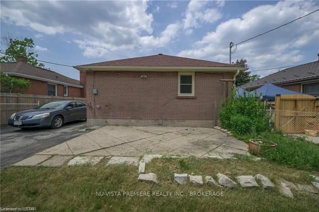 364 Hale St, House detached with 3 bedrooms, 2 bathrooms and 6 parking in London ON | Image 25