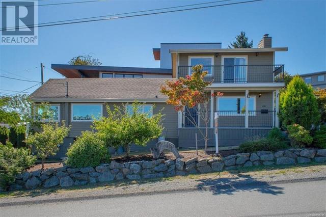 521 Larch St, House detached with 2 bedrooms, 2 bathrooms and 4 parking in Nanaimo BC | Image 2