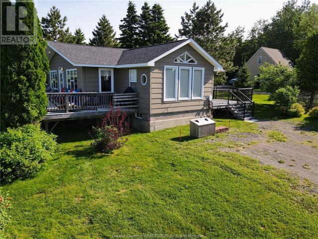 29 Grand Blvd, House detached with 2 bedrooms, 1 bathrooms and null parking in Dundas NB | Image 4