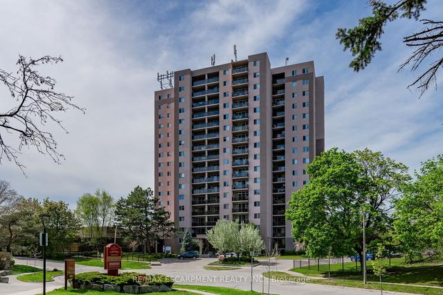 1610 - 975 Warwick Ct, Condo with 1 bedrooms, 1 bathrooms and 1 parking in Burlington ON | Image 1