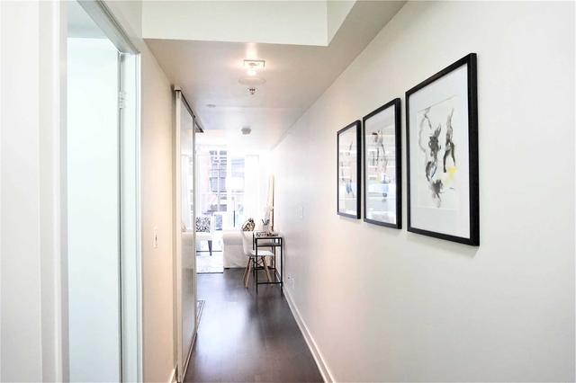 407 - 21 Nelson St, Condo with 1 bedrooms, 1 bathrooms and 0 parking in Toronto ON | Image 10