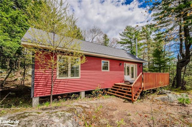 27 Beaumont Bay Rd, House detached with 2 bedrooms, 1 bathrooms and 3 parking in Muskoka Lakes ON | Image 14