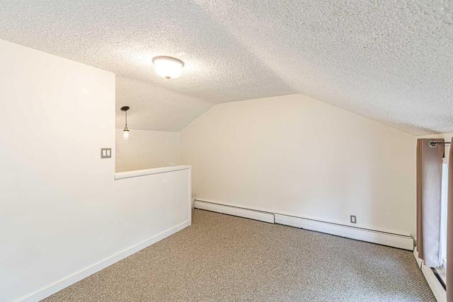 8631 48 Ave Nw, House detached with 2 bedrooms, 1 bathrooms and 1 parking in Calgary AB | Image 13