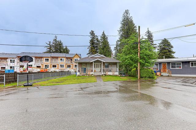 31960 Royal Cres, House detached with 3 bedrooms, 2 bathrooms and 4 parking in Abbotsford BC | Image 5