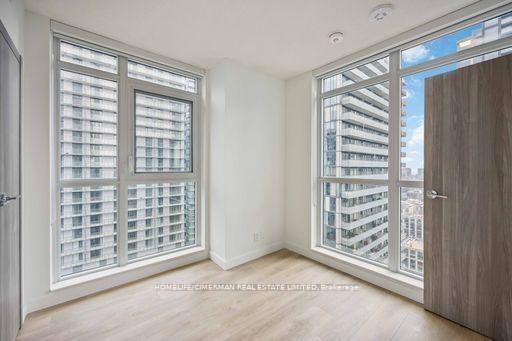3907 - 38 Widmer St, Condo with 2 bedrooms, 2 bathrooms and 0 parking in Toronto ON | Image 8