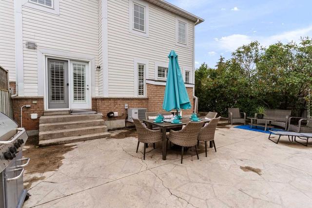 41 Point Hope Pl, Townhouse with 4 bedrooms, 4 bathrooms and 2 parking in Whitby ON | Image 31