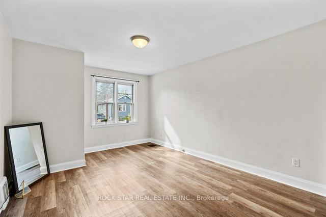 253 W 2nd St, House detached with 2 bedrooms, 2 bathrooms and 4 parking in Hamilton ON | Image 33