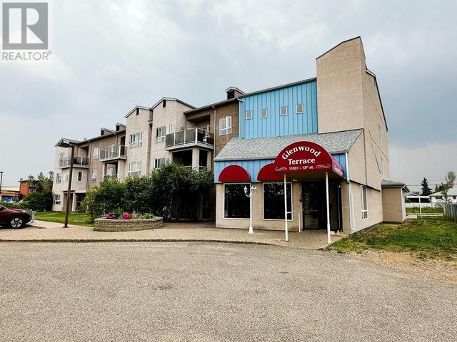 11001 - 13 Street Unit# 302, Condo with 1 bedrooms, 1 bathrooms and 1 parking in Dawson Creek BC | Image 1