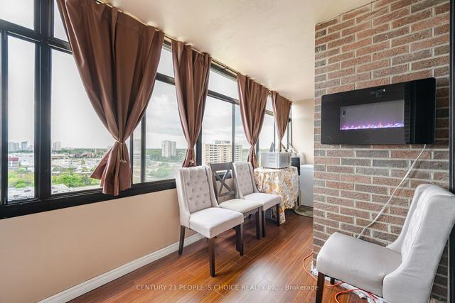 1508 - 15 Kensington Rd, Condo with 3 bedrooms, 2 bathrooms and 1 parking in Brampton ON | Image 6