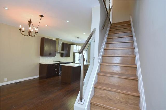 126 Hess St S, House detached with 3 bedrooms, 3 bathrooms and 0 parking in Hamilton ON | Image 36
