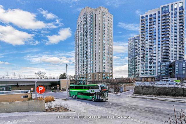 908 - 101 Subway Cres, Condo with 1 bedrooms, 1 bathrooms and 1 parking in Toronto ON | Image 8