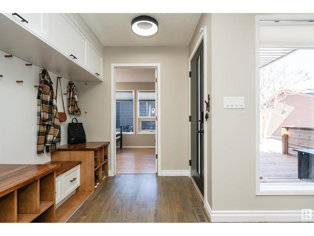 11125 157a Av Nw, House semidetached with 4 bedrooms, 2 bathrooms and 5 parking in Edmonton AB | Image 7