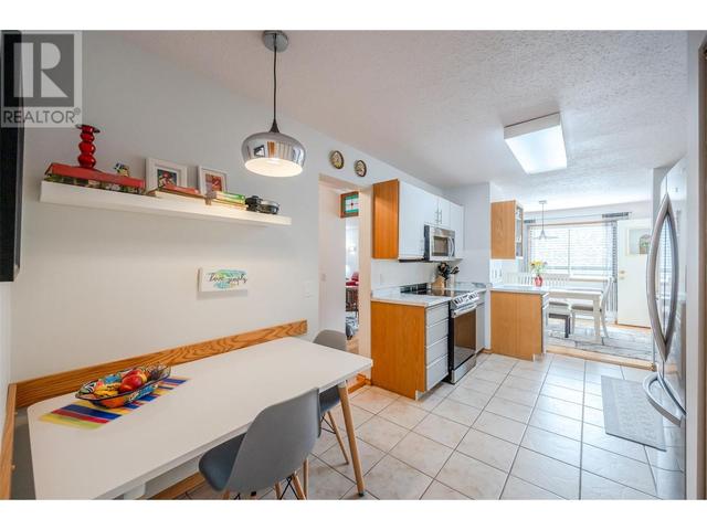 209 - 187 Warren Ave, Condo with 2 bedrooms, 2 bathrooms and 1 parking in Penticton BC | Image 7