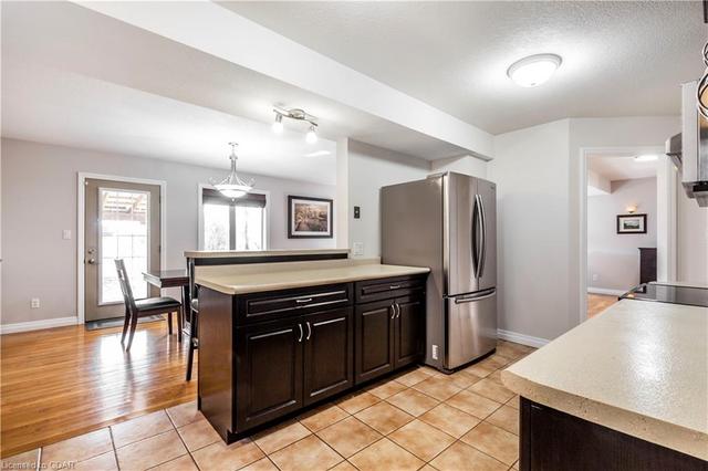 45 Teal Drive, House detached with 4 bedrooms, 3 bathrooms and 4 parking in Guelph ON | Image 15