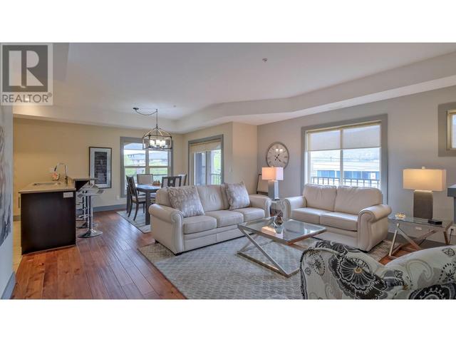 203 - 250 Waterford Avenue, Condo with 2 bedrooms, 2 bathrooms and 2 parking in Penticton BC | Image 6