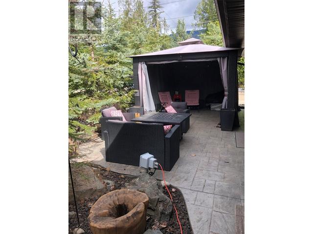 6853 Squilax Anglemont Rd, Home with 0 bedrooms, 0 bathrooms and 2 parking in Columbia Shuswap F BC | Image 45