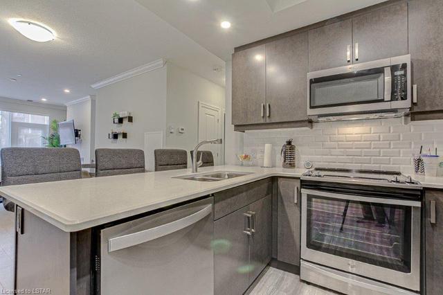118 - 1200 Commissioners Road W, House attached with 2 bedrooms, 2 bathrooms and 1 parking in London ON | Image 5