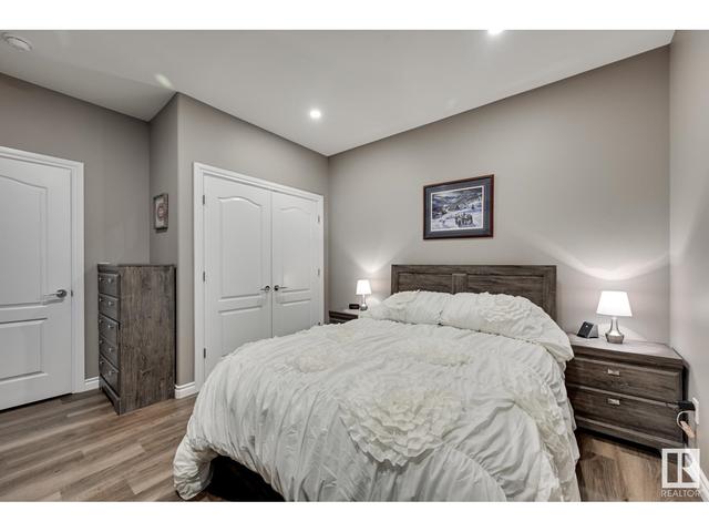 5748 Keeping Cr Sw, House detached with 4 bedrooms, 4 bathrooms and 4 parking in Edmonton AB | Image 38