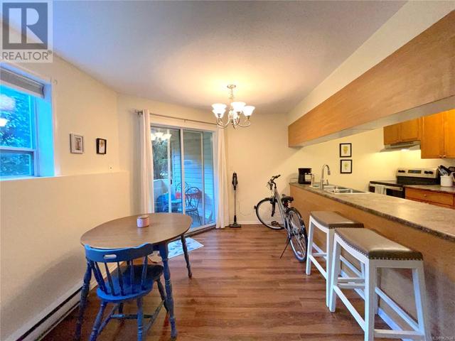 109 - 1900 Bowen Rd, Condo with 2 bedrooms, 1 bathrooms and 2 parking in Nanaimo BC | Image 6