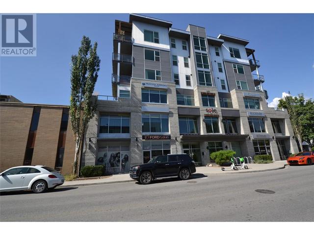 505 - 1290 St. Paul St, Condo with 2 bedrooms, 1 bathrooms and 1 parking in Kelowna BC | Image 1