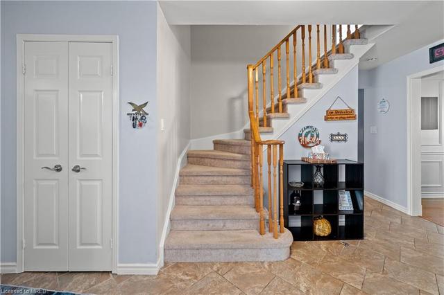 76 Evalene Crt, House detached with 4 bedrooms, 3 bathrooms and 6 parking in Brampton ON | Image 24
