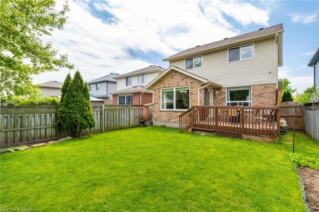 124 Crawford Cres, House detached with 4 bedrooms, 2 bathrooms and 3 parking in Cambridge ON | Image 26