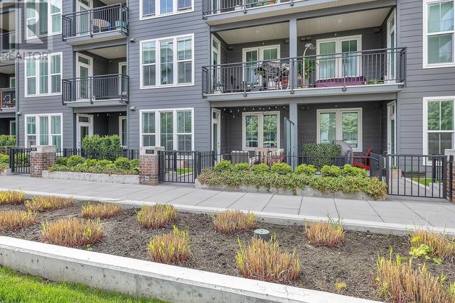 111 - 1775 Chapman Pl, Condo with 2 bedrooms, 1 bathrooms and 1 parking in Kelowna BC | Image 33