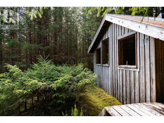 1173 Beitush Road, House detached with 3 bedrooms, 2 bathrooms and null parking in Queen Charlotte BC | Image 25