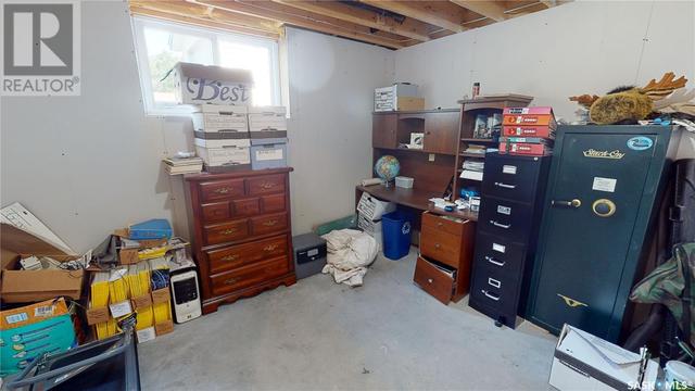 332 4th St, House detached with 3 bedrooms, 2 bathrooms and null parking in Alameda SK | Image 31